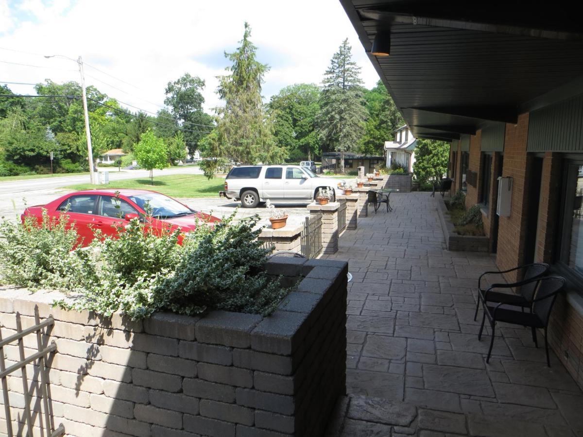 The Wesley Inn Motel Lake Geneva Extérieur photo